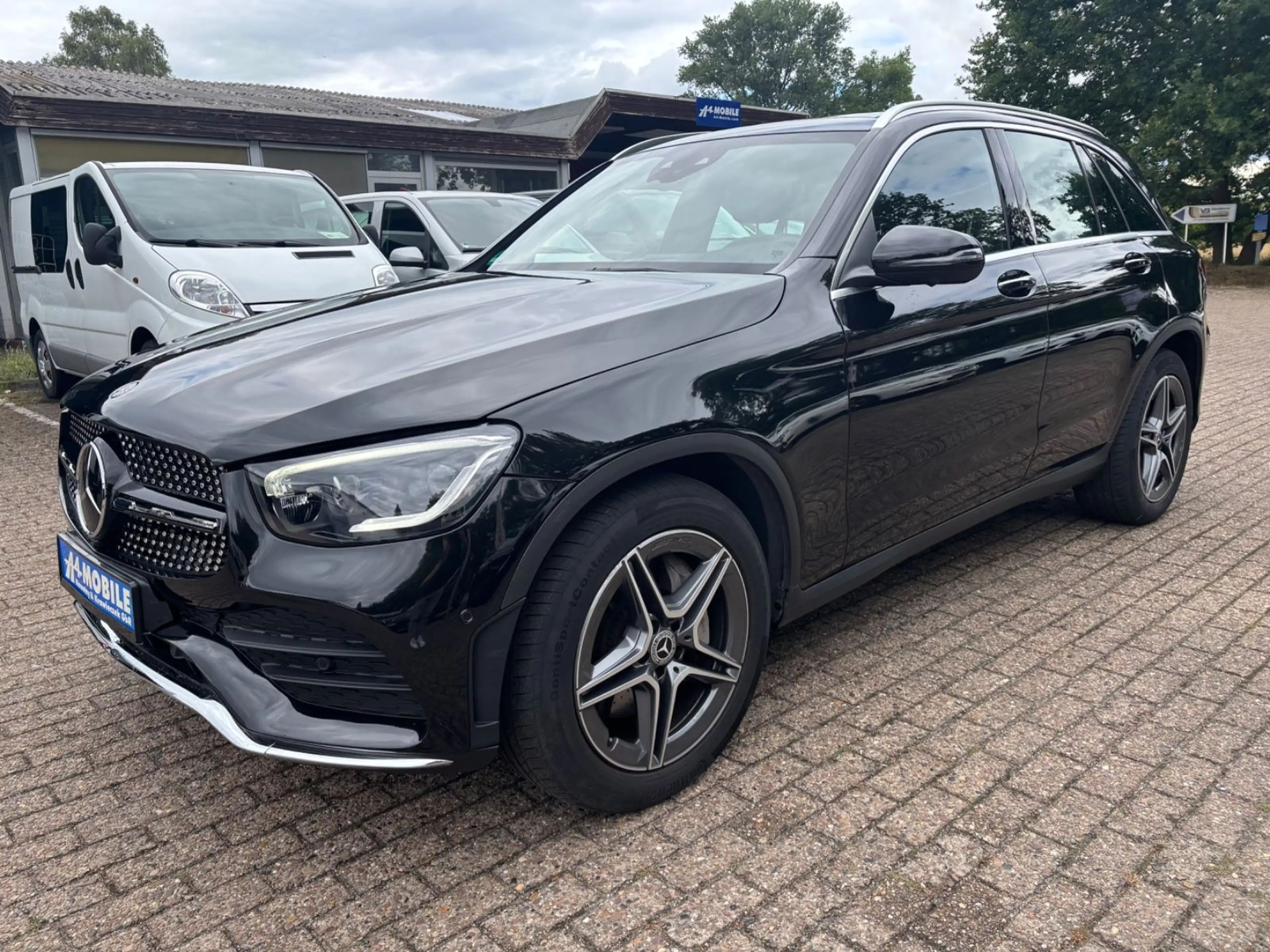 Mercedes-Benz GLC 400 d 4Matic AMG LED Pano 360° — photo 2