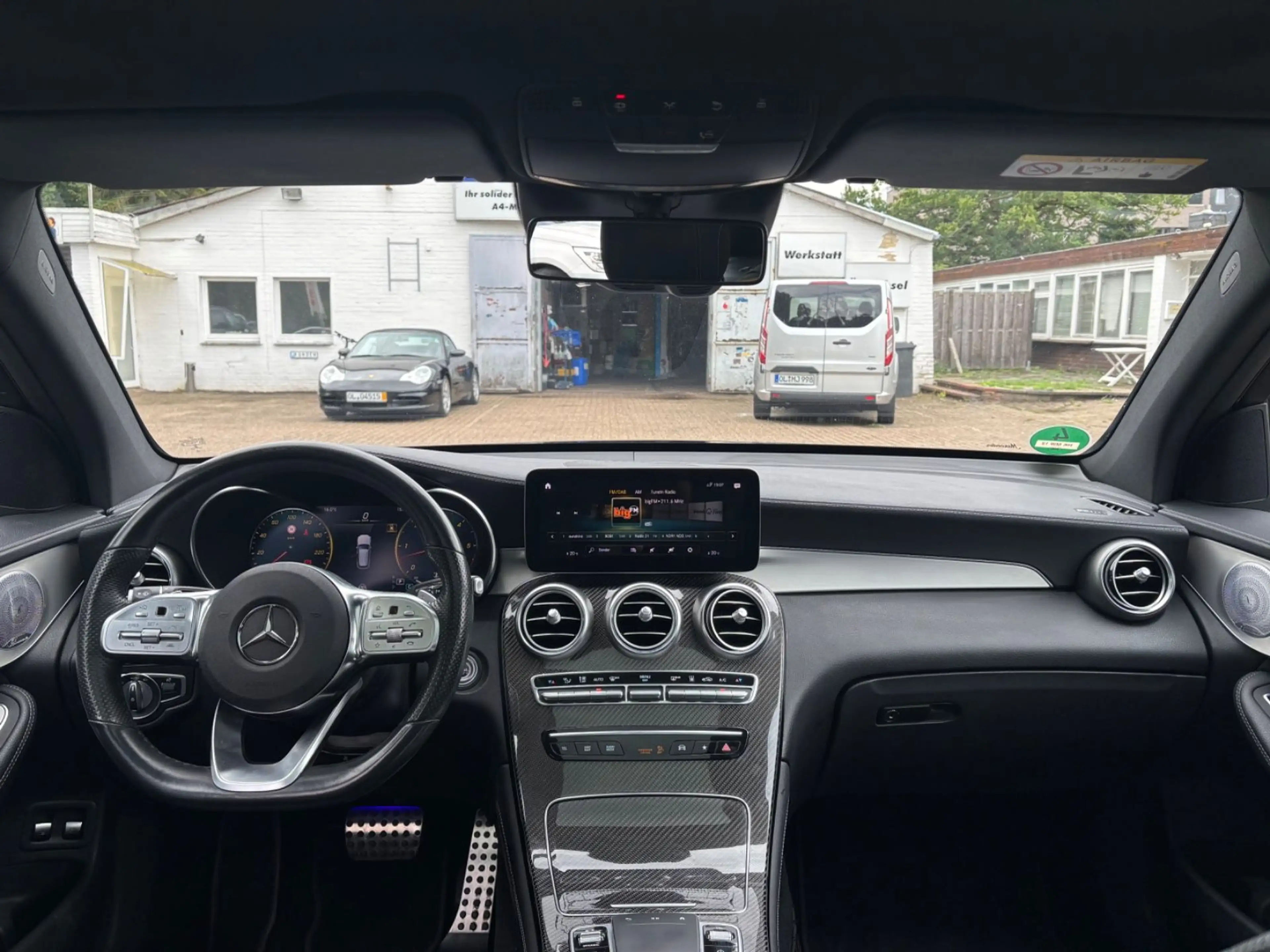 Mercedes-Benz GLC 400 d 4Matic AMG LED Pano 360° — photo 11