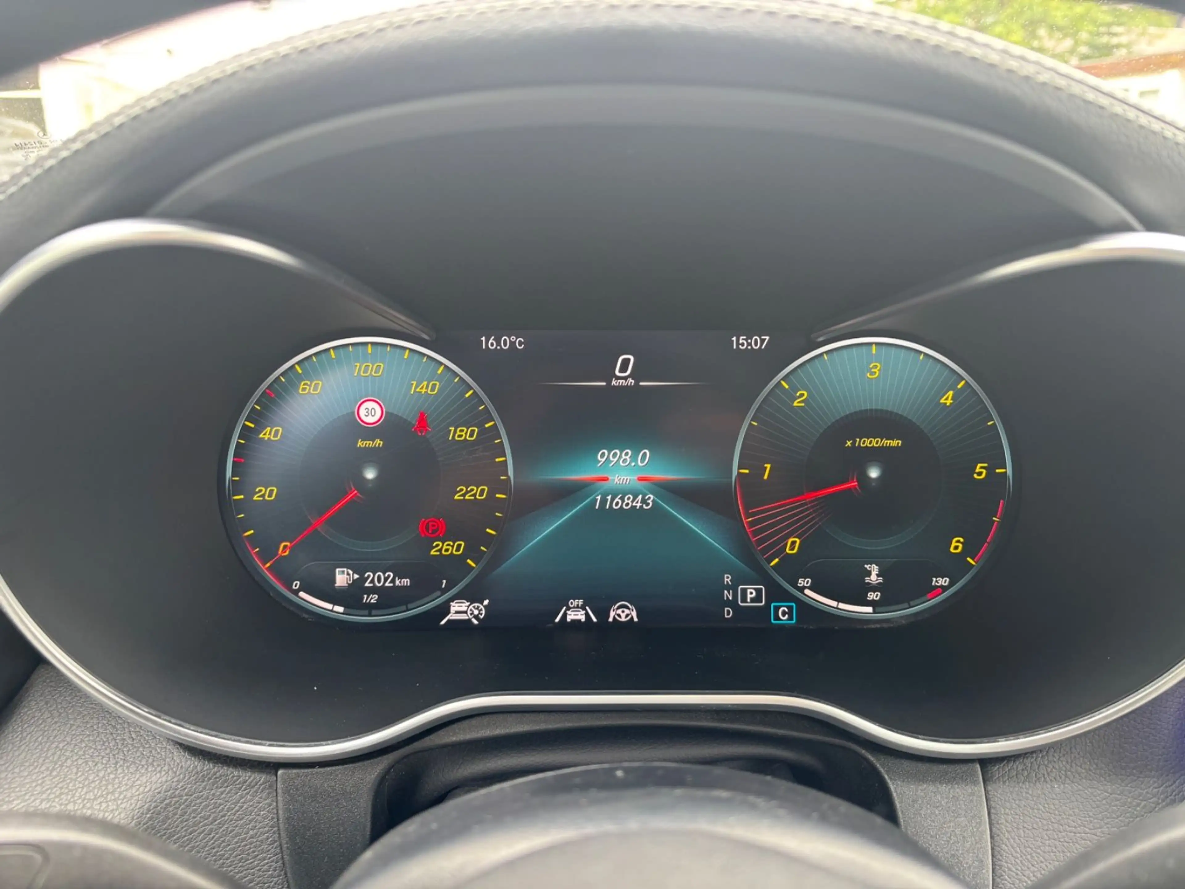 Mercedes-Benz GLC 400 d 4Matic AMG LED Pano 360° — photo 13