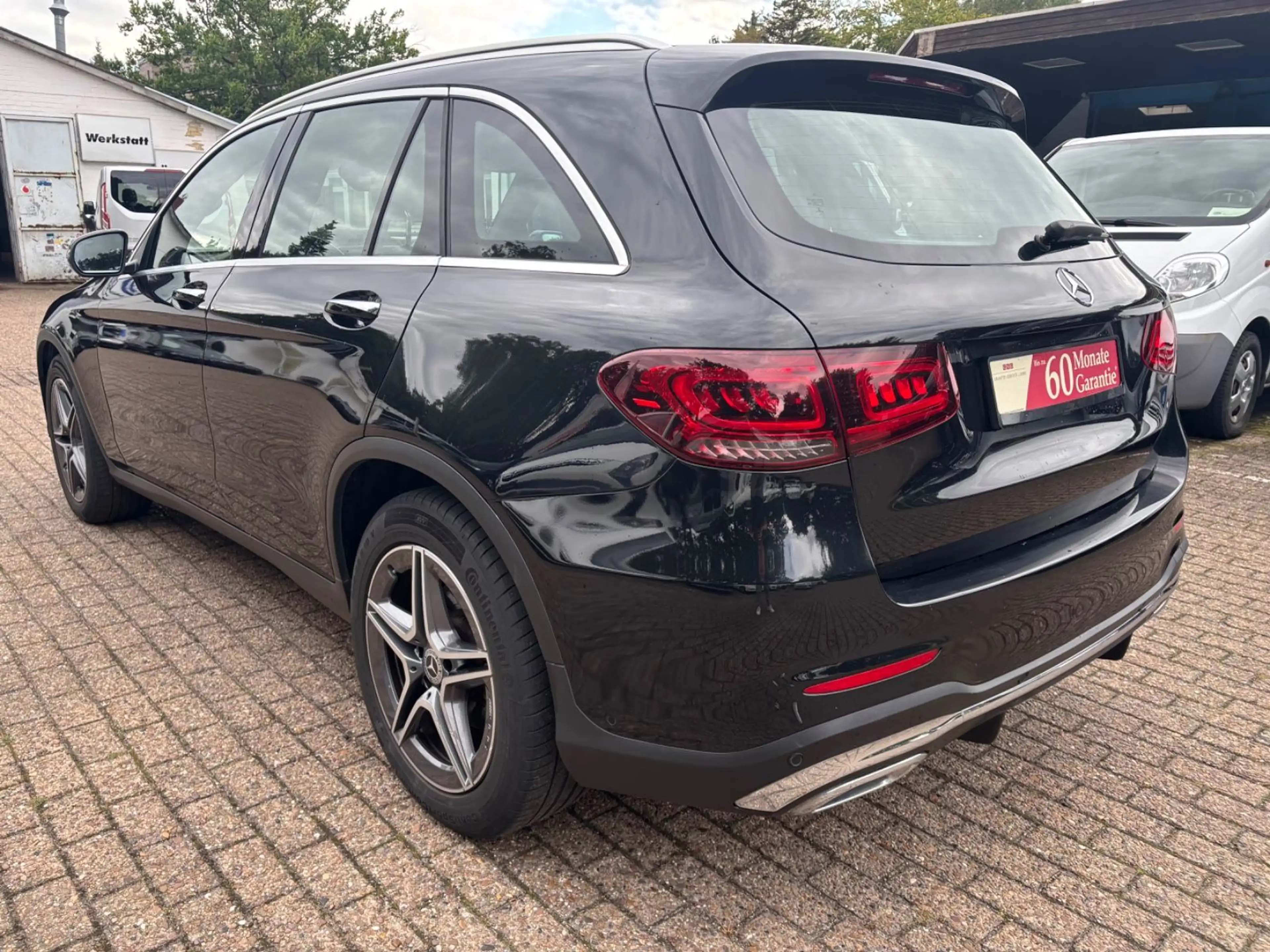 Mercedes-Benz GLC 400 d 4Matic AMG LED Pano 360° — photo 5