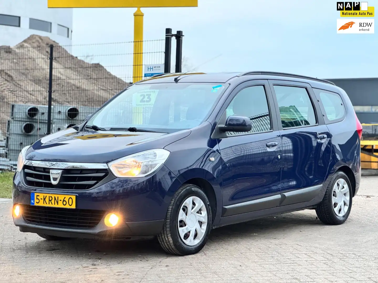 Dacia Lodgy 1.2 TCe Lauréate 7PERS|AIRCO|CRUISE|TREKHAAK|ORIGI Blau - 1