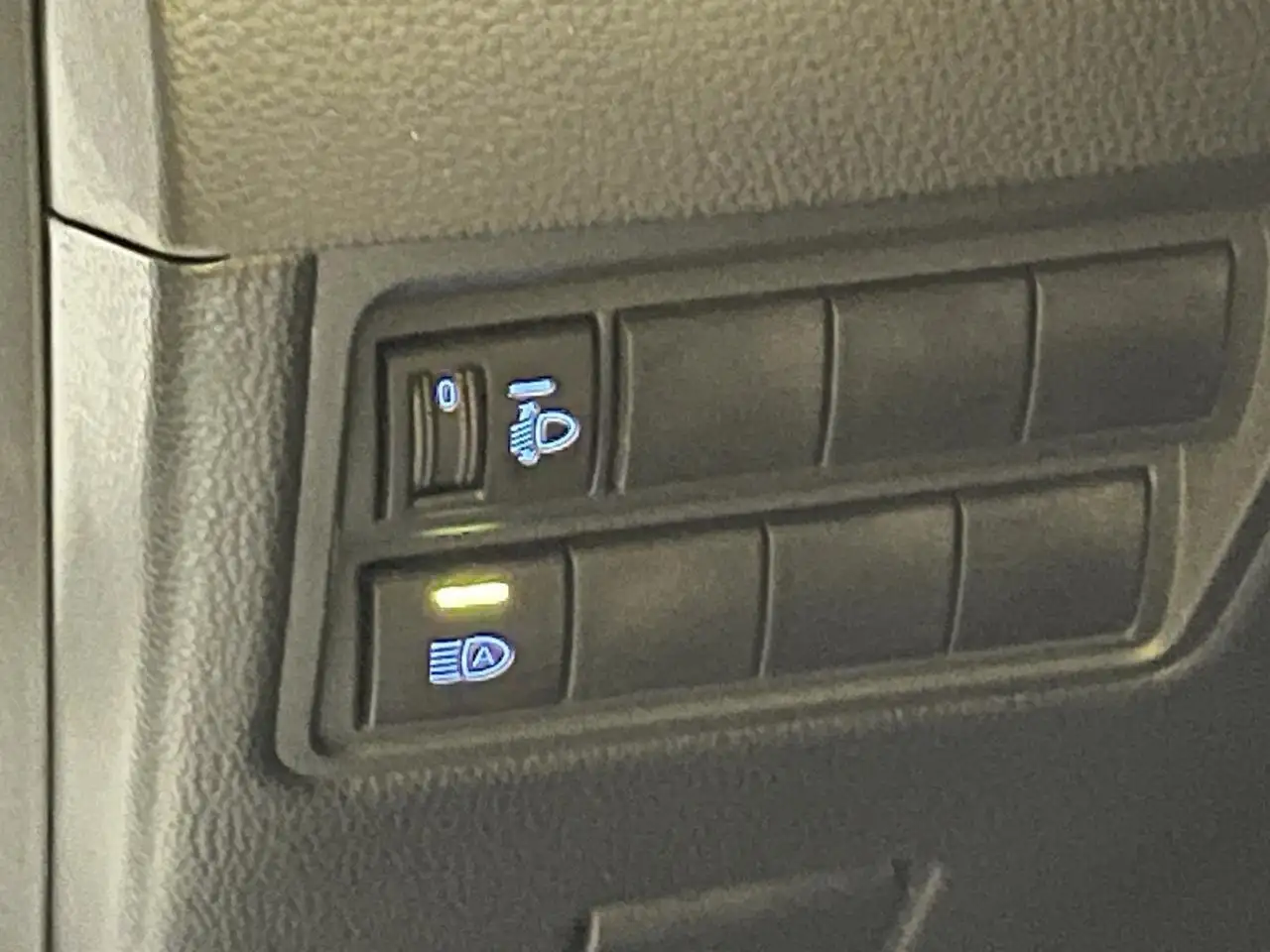 Toyota Yaris Yaris — photo 6
