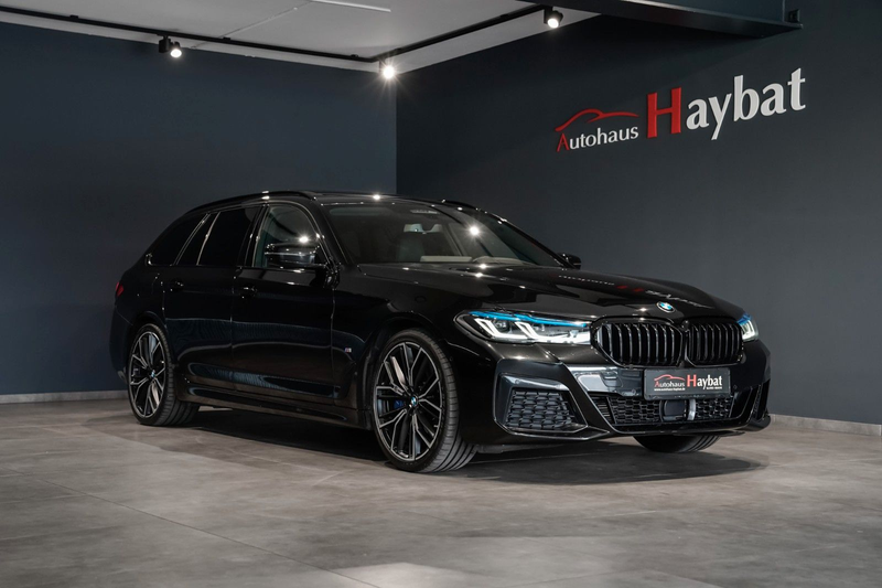 BMW 530 d xDrive Touring M Sport Pro Pano-Laser-AHK