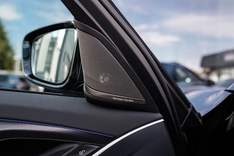 BMW 530 d xDrive Touring M Sport Pro Pano-Laser-AHK — photo 11