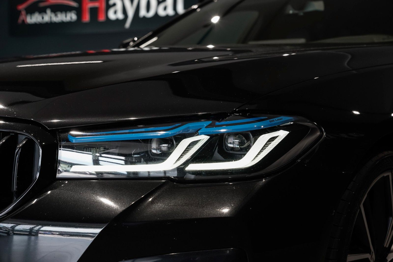 BMW 530 d xDrive Touring M Sport Pro Pano-Laser-AHK — photo 4