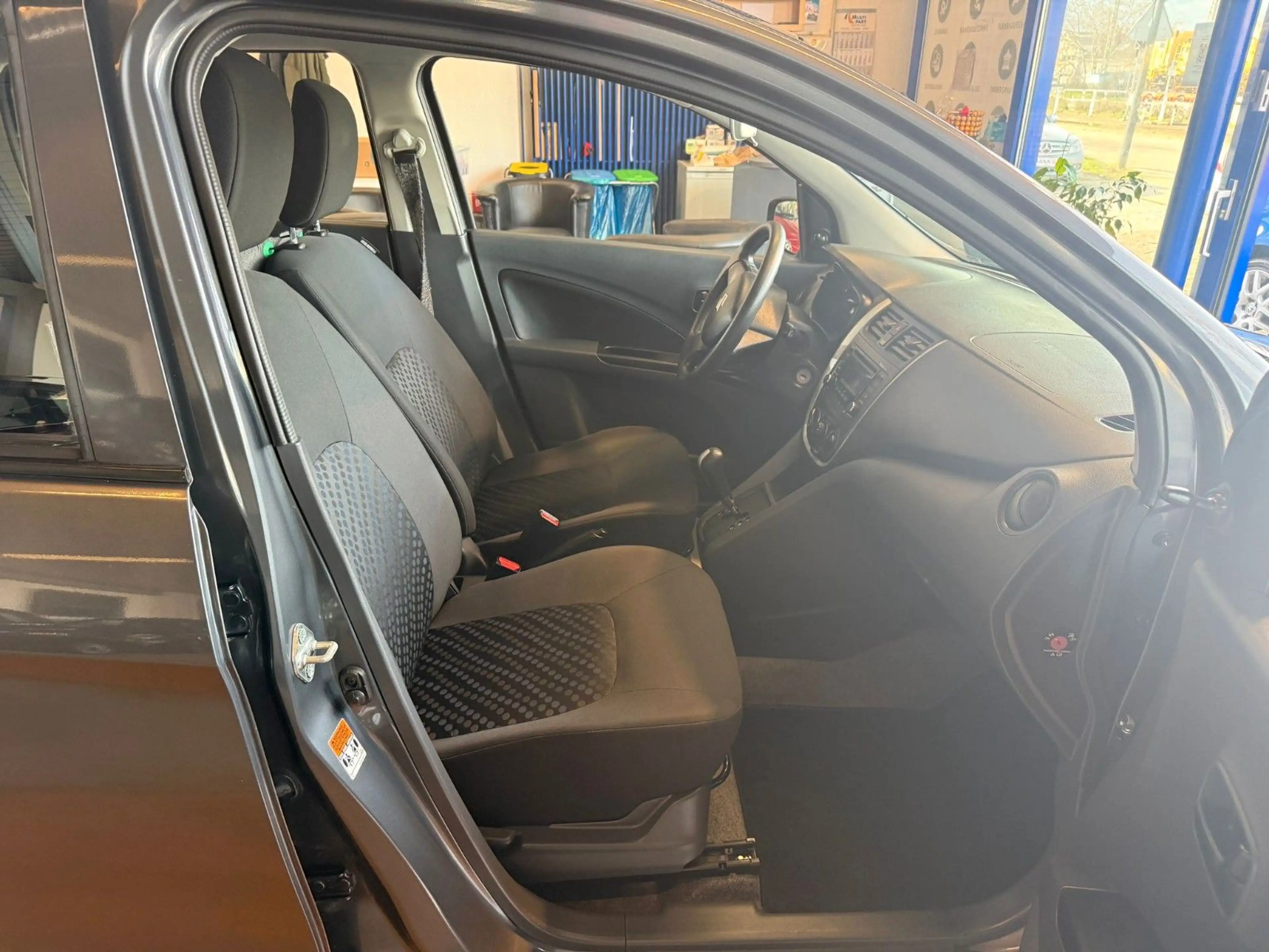 Suzuki Celerio Comfort 1. Hand Rollstuhllift — photo 10