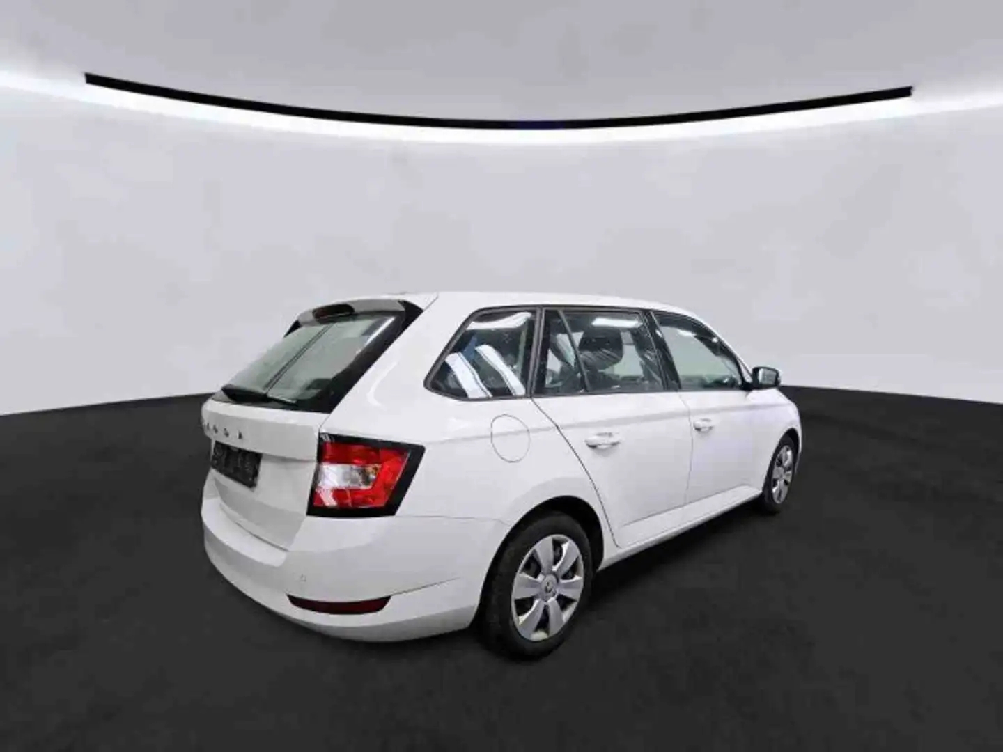 Skoda Fabia Combi Active 1.0 MPI DAB BT KLIMA Weiß - 2