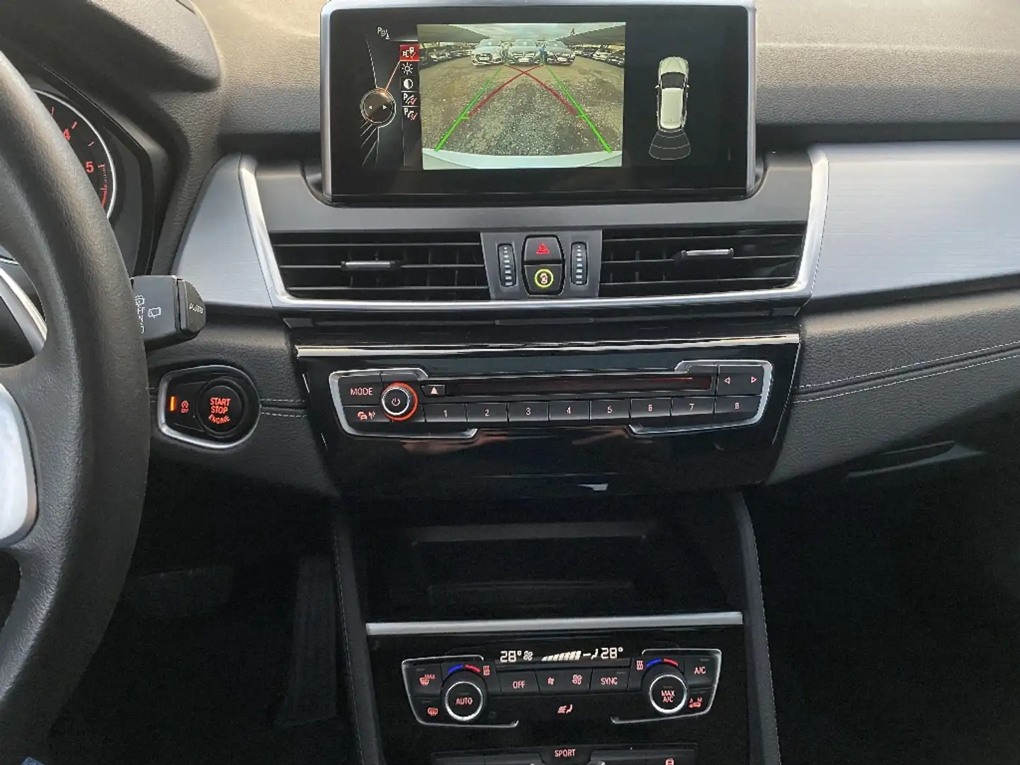 BMW 218 218d 150 ch Sport A - 2