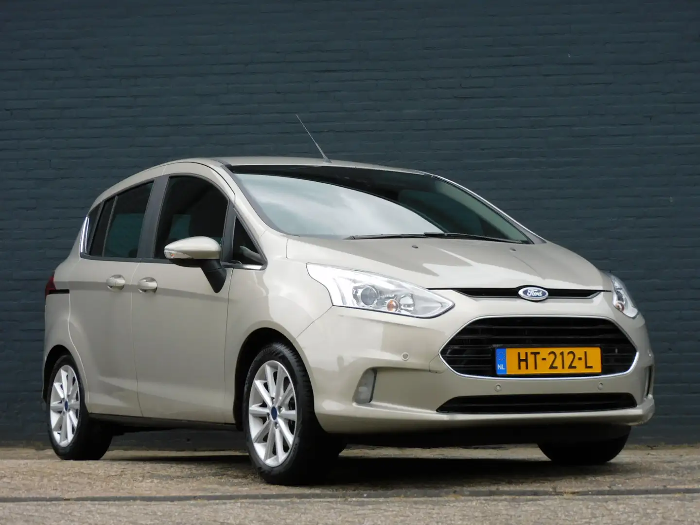 Ford B-Max 1.0 EcoBoost Titanium 1e EIGENAAR! FULLMAP NAVI! C Grau - 2