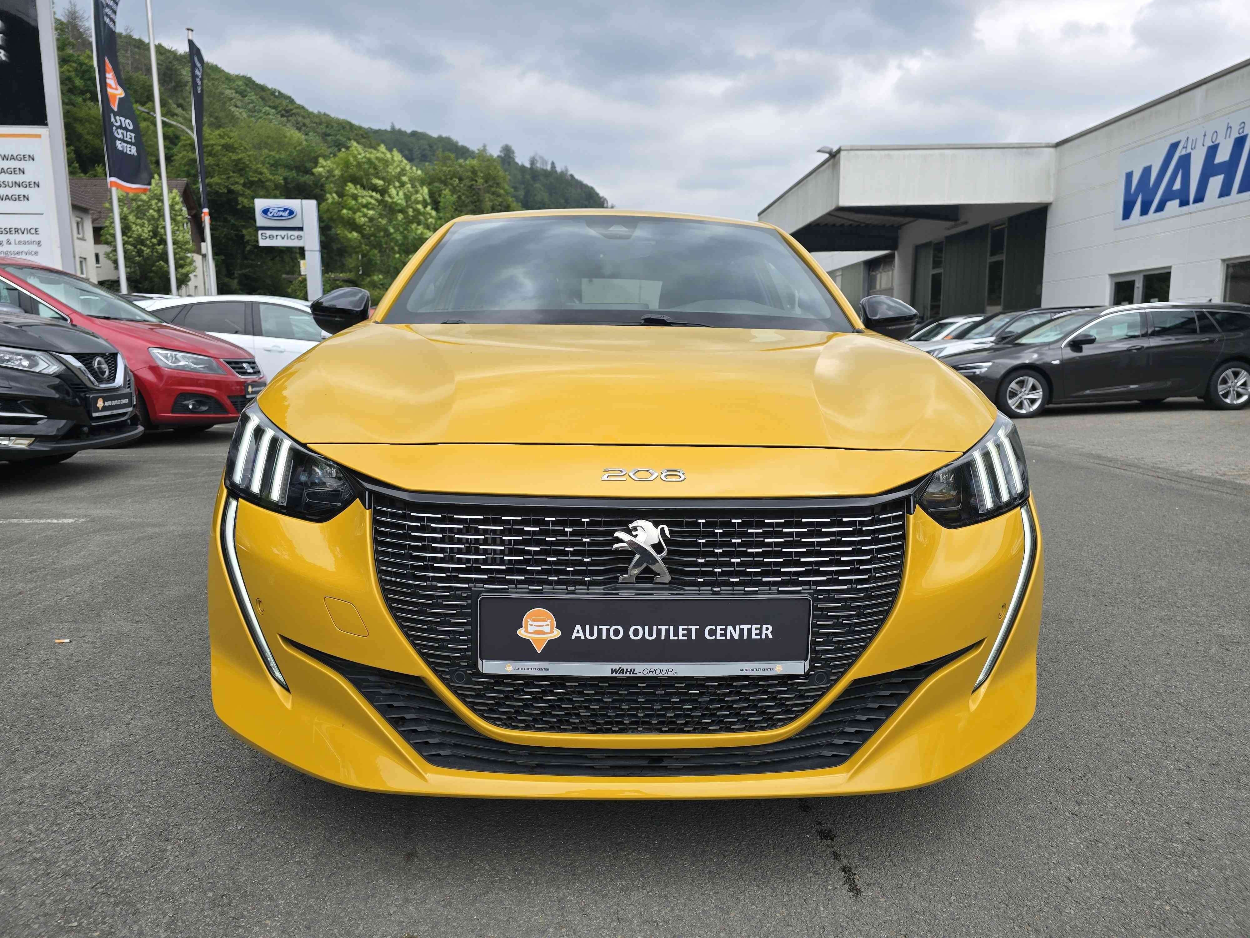 Peugeot 208