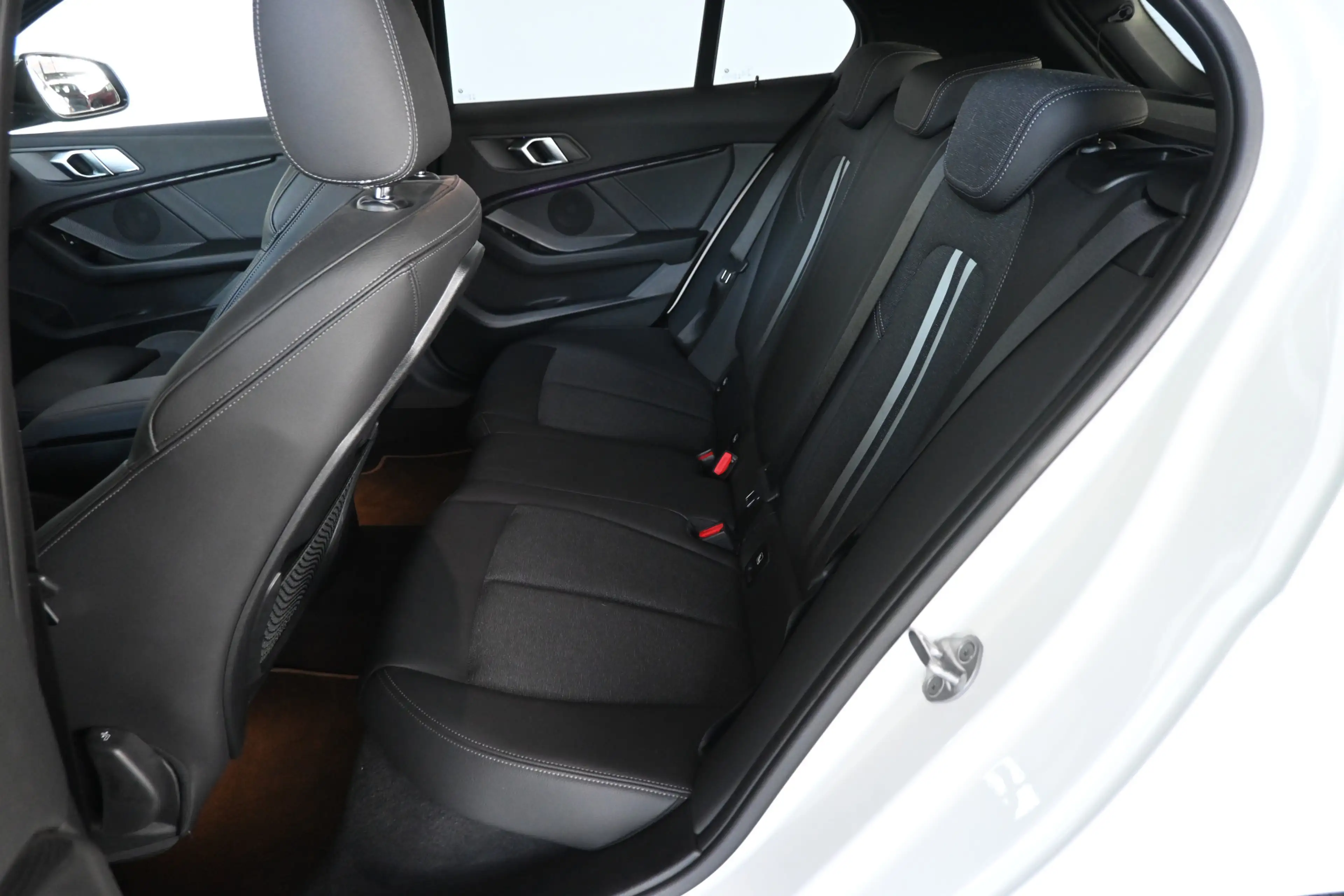 BMW 118 1-serie 118i High Executive Automaat Clima Virtual — photo 8