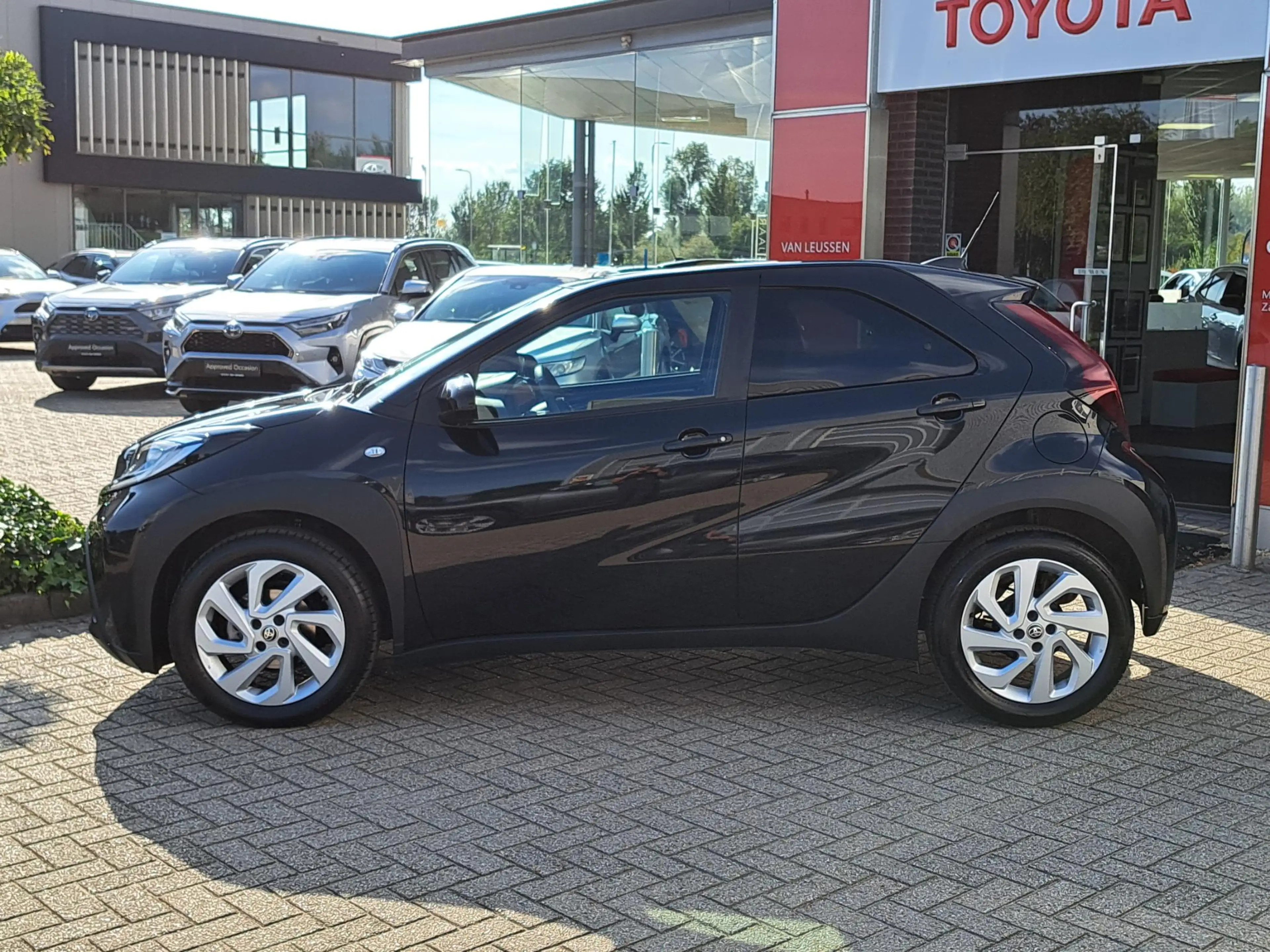 Toyota Aygo X First Automaat STOELVERWARMING ADAPTIVE CRUISE CON — photo 3