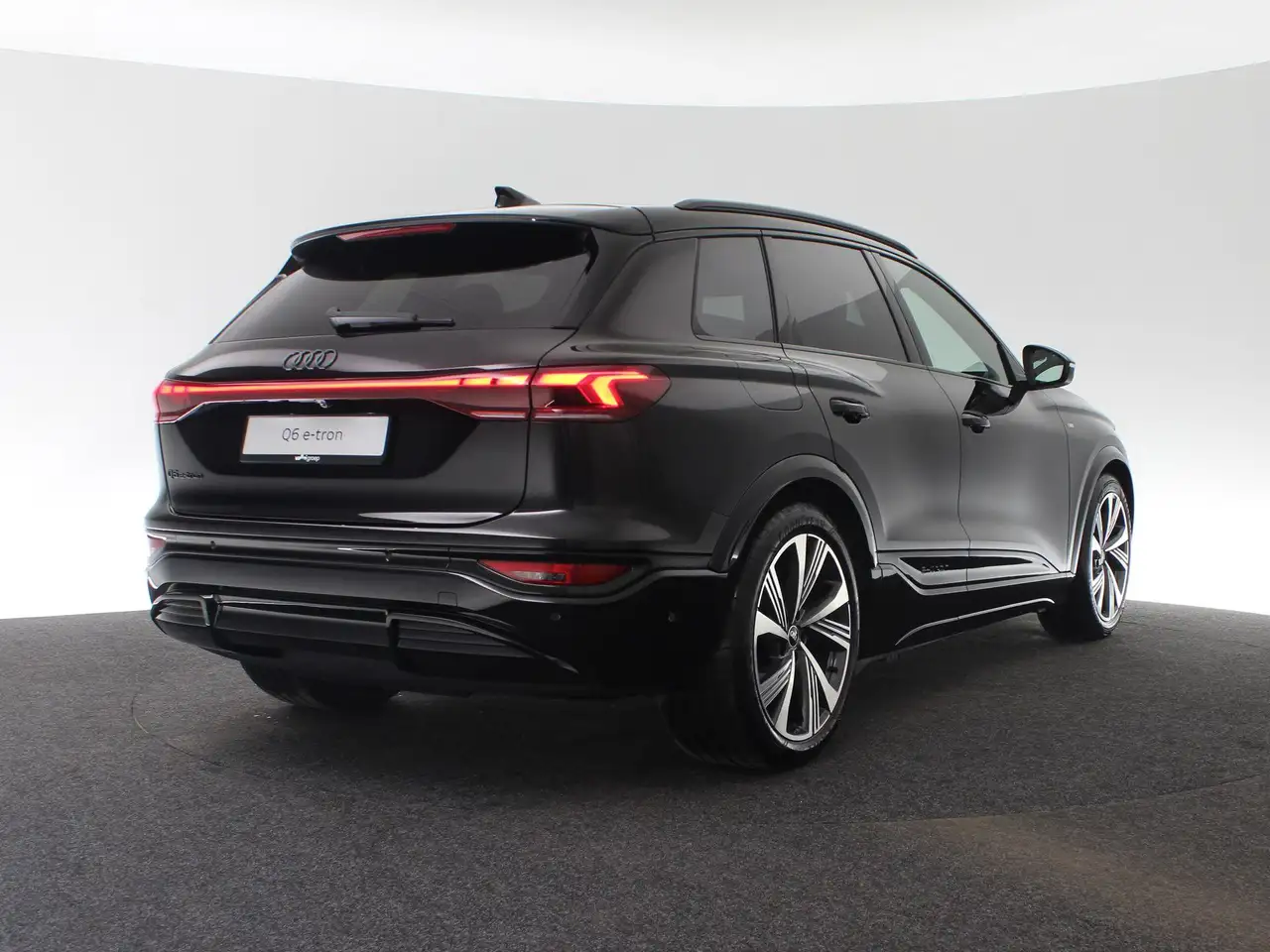 Audi Q6 2026