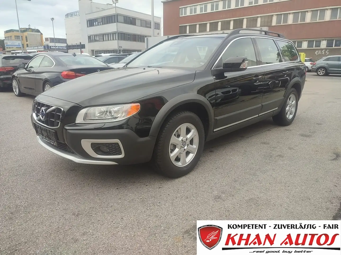 Volvo XC70 D4 2,4D Kinetic AWD *sehr schöner Zustand* Serv... Schwarz - 1