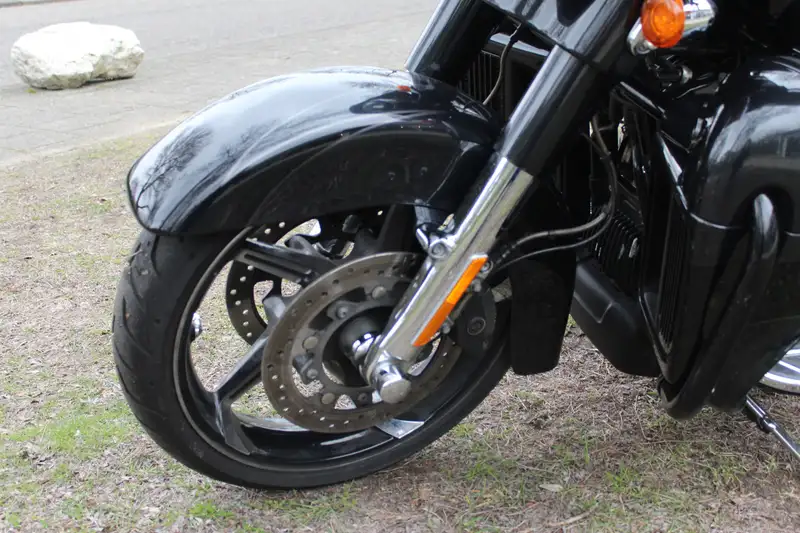Harley-Davidson Street Glide - foto 3