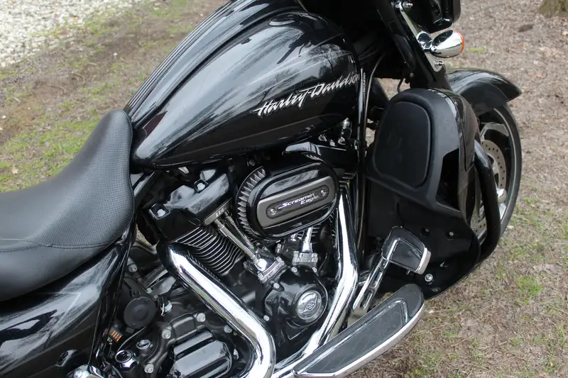 Harley-Davidson Street Glide - foto 8