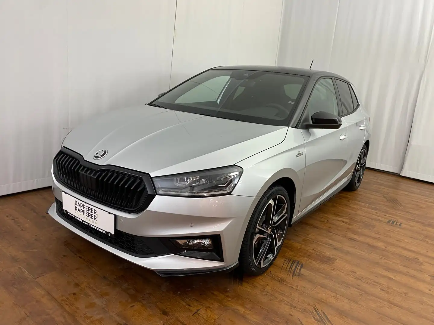 Skoda Fabia Monte Carlo TSI DSG Silber - 1