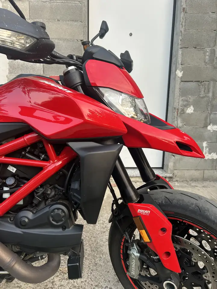 Ducati Hypermotard 950