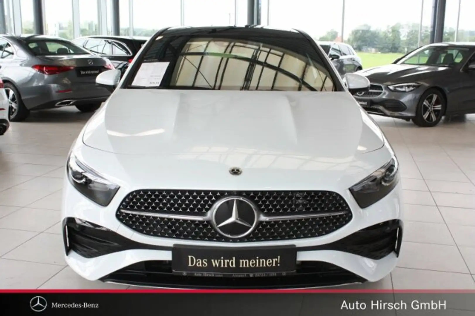 Mercedes-Benz A 220 A 220 d Limousine AMG+Pano-Dach+MULTIBEAM+360°+ Weiß - 2