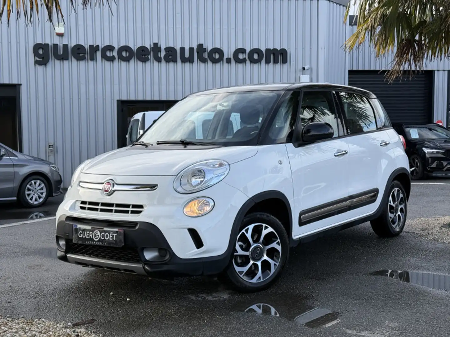 Fiat 500L 1.3 MULTIJET 16V 95CH S\u0026S TREKKING LOUNGE Blanc - 2