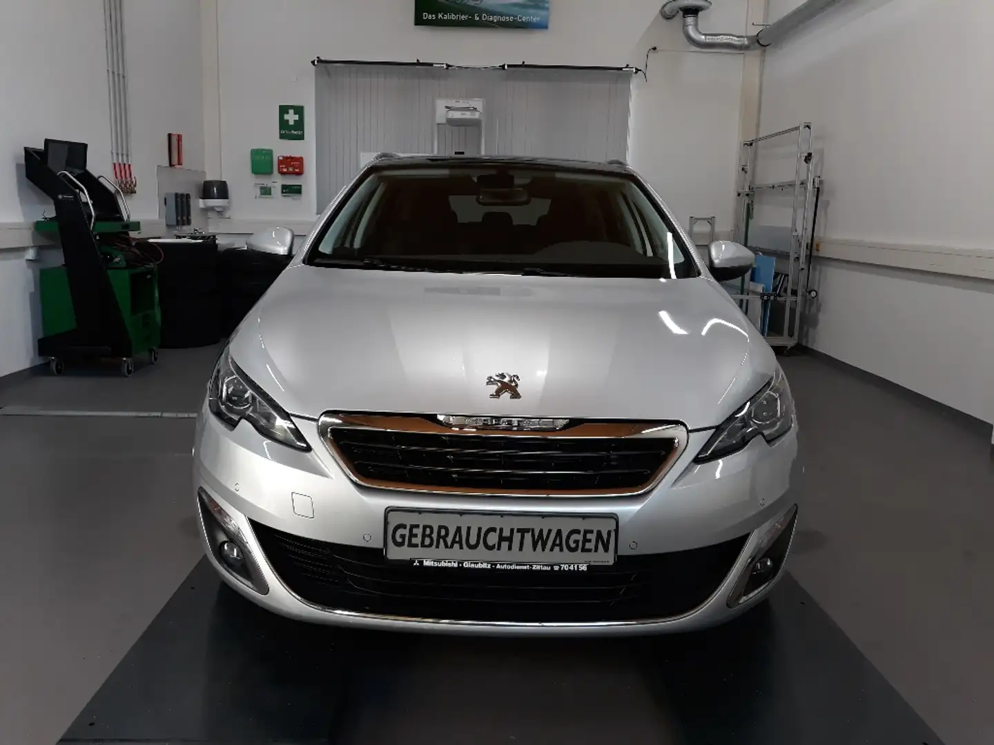 Peugeot 308 308 SW 1.2 T Allure WR, Panorama Silber - 2