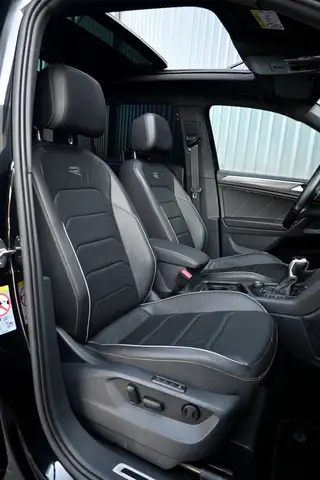 Volkswagen Tiguan Allspace view 12