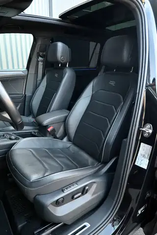 Volkswagen Tiguan Allspace view 11