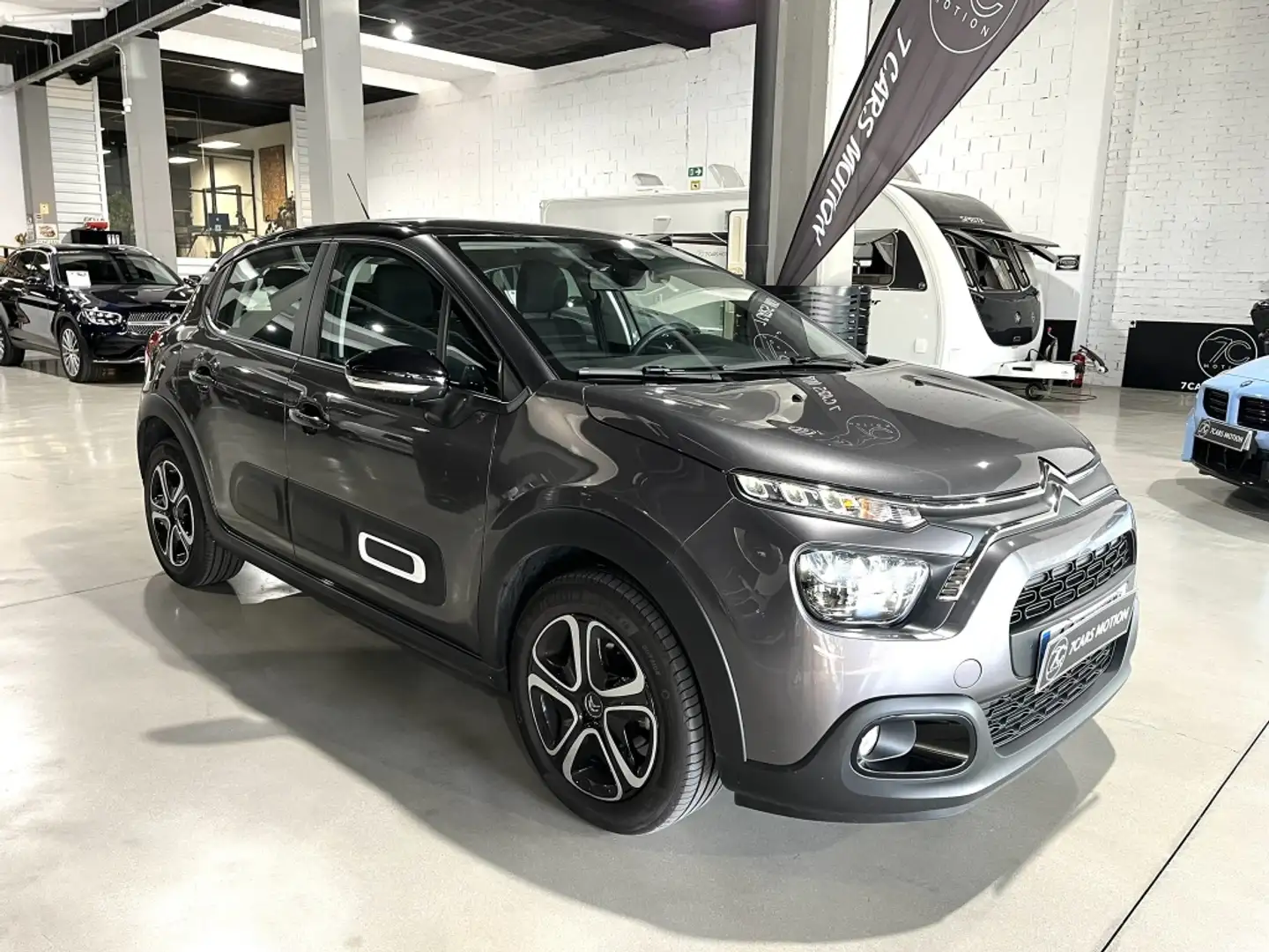 Citroen C3 1.2 PureTech S&S YOU! 83 Grau - 2