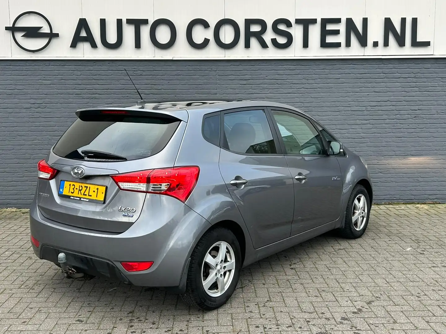 Hyundai iX20 1.4I 90PK i-Catcher Leder Panoramadak Navi Camera Szary - 2