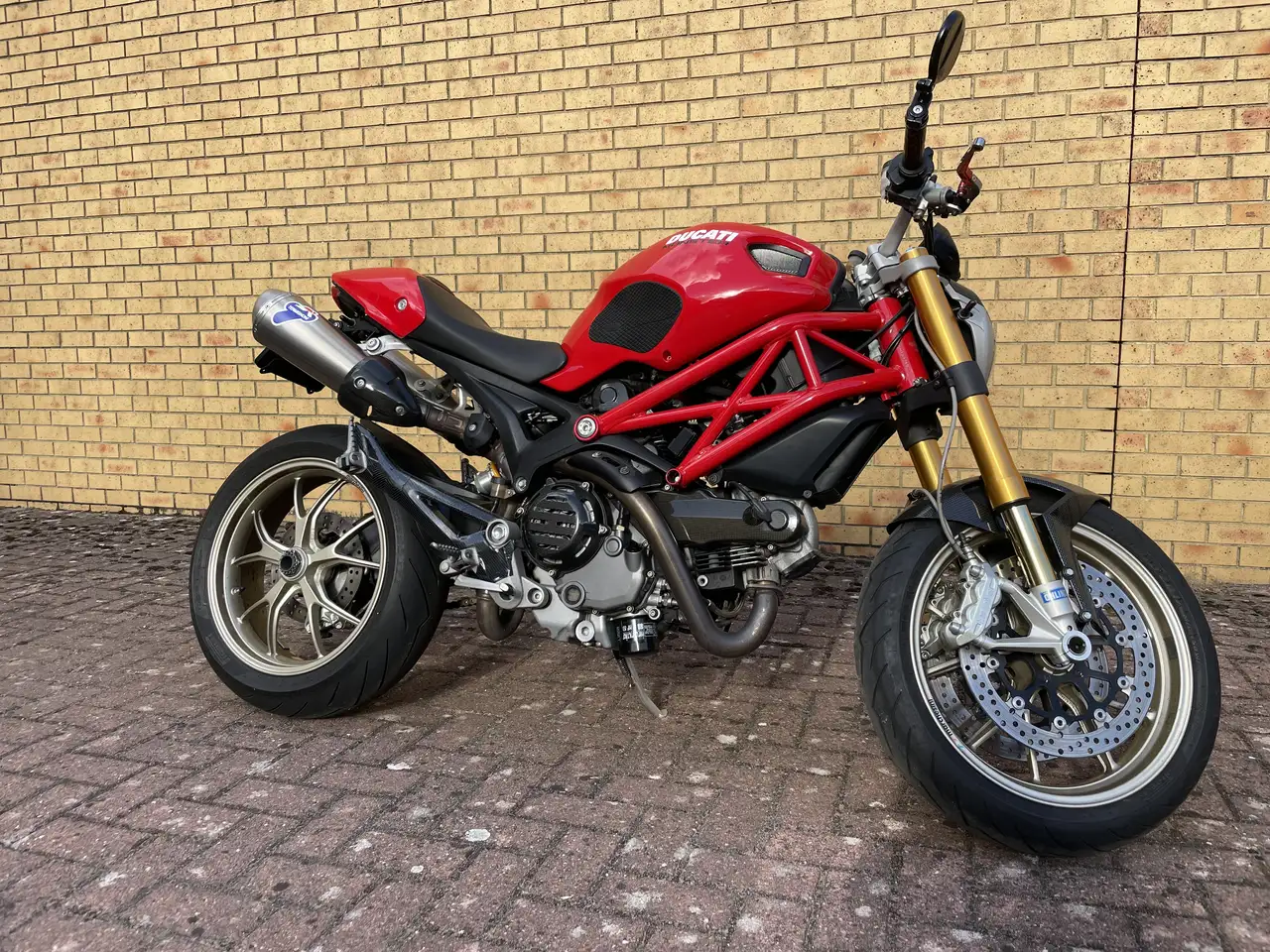 Ducati Monster 1100
