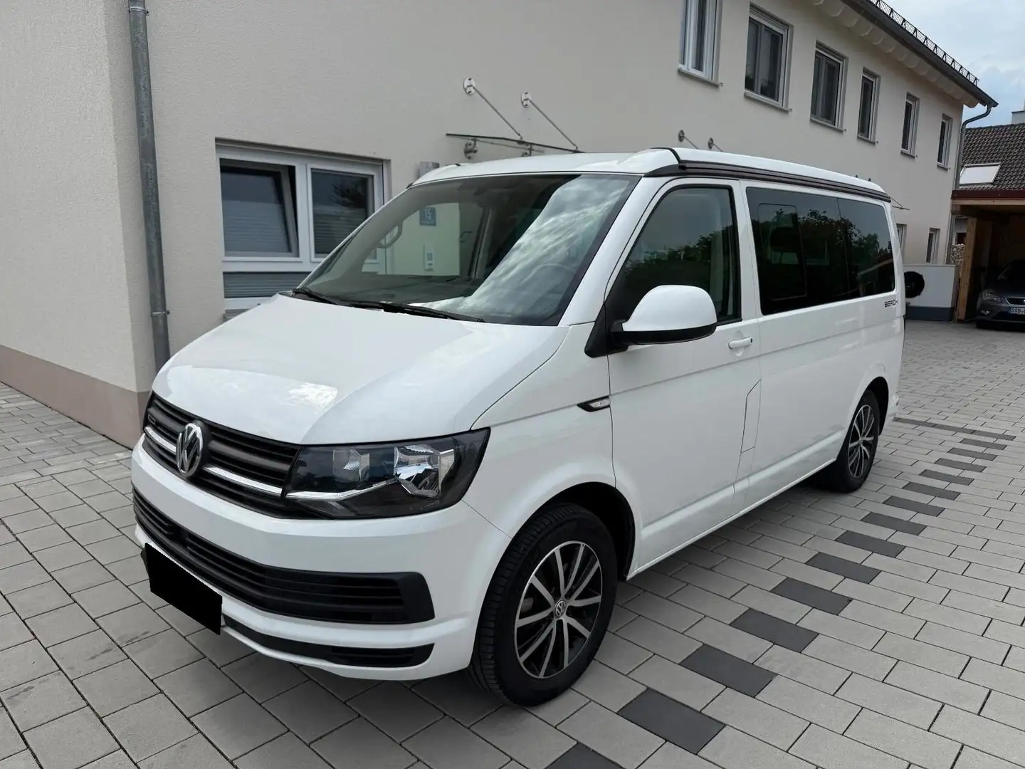 Volkswagen T6 California 2.0 TDI Beach 4Motion DSG Weiß - 1