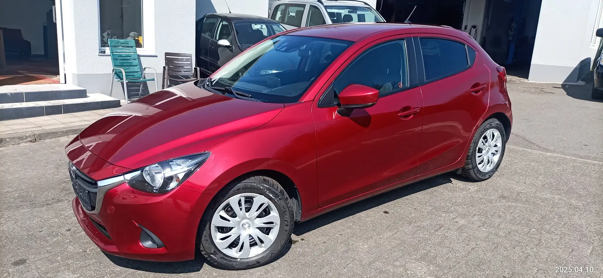 Mazda 2 Center-Line TÜV NEU NAVI TEMP. S.Hz. PDC Rojo - 1