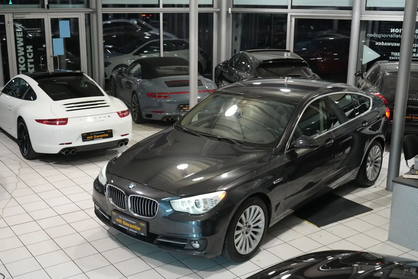 BMW 530 Gran Turismo 530 d *Soft-Close*Head-up*MwSt*uvm* Серый - 2