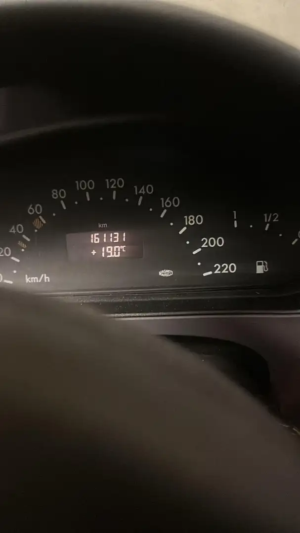 Mercedes-Benz A 140 - 1