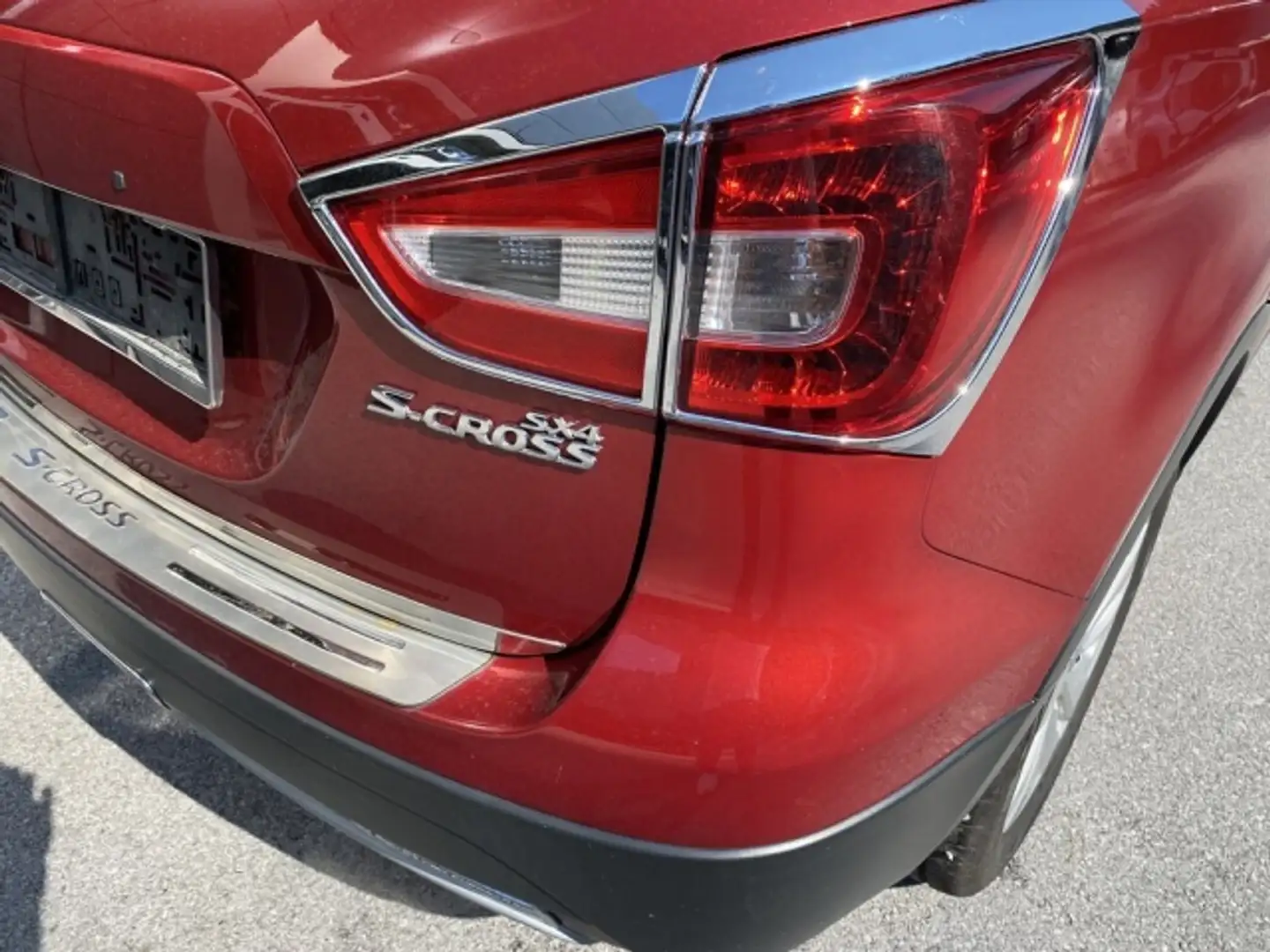 Suzuki S-Cross Suzuki S-Cross AWD Rot - 2