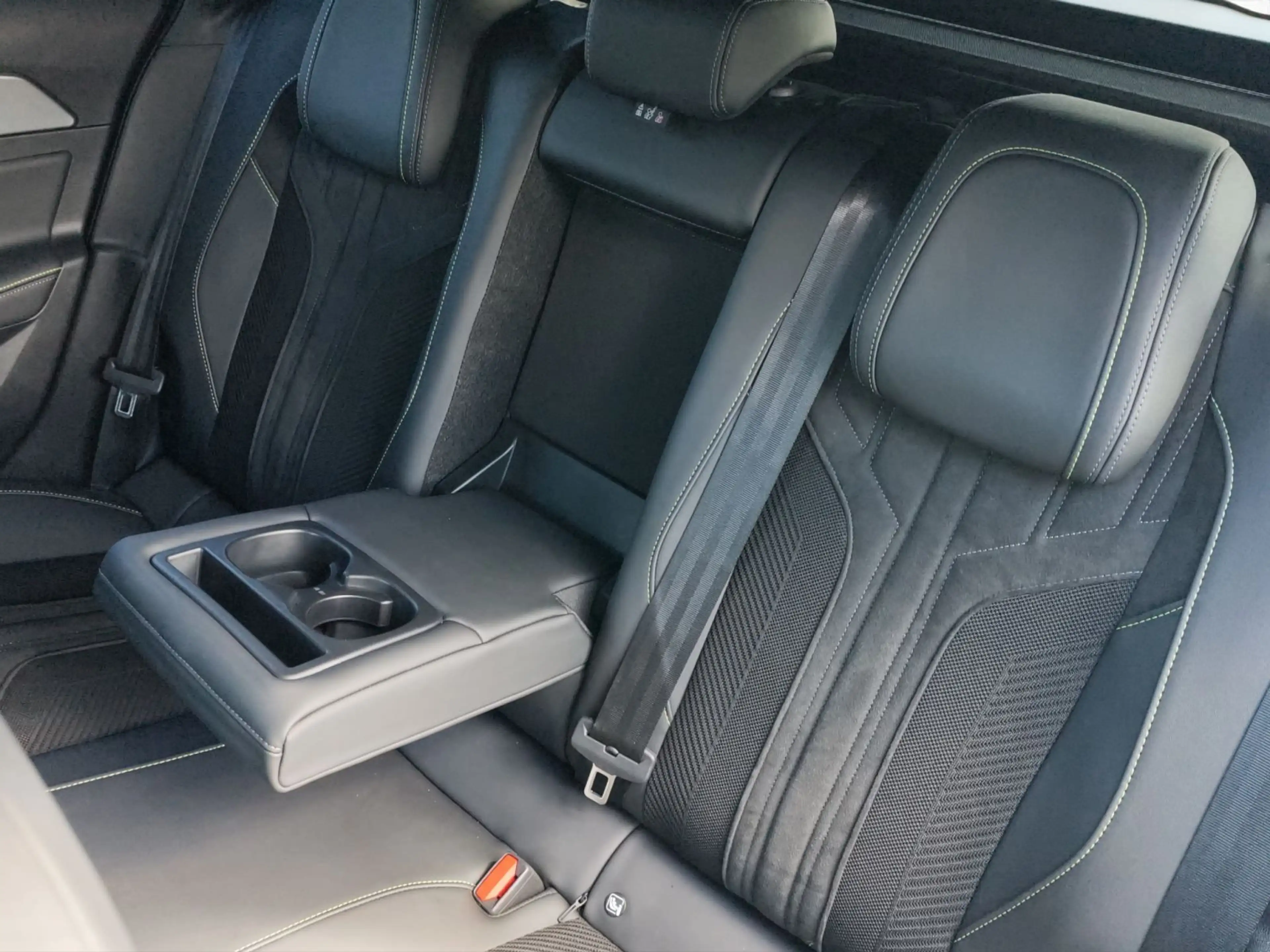 Peugeot 308 SW GT PT130 EAT8 Navi AGR Memory LED Kamera — photo 6
