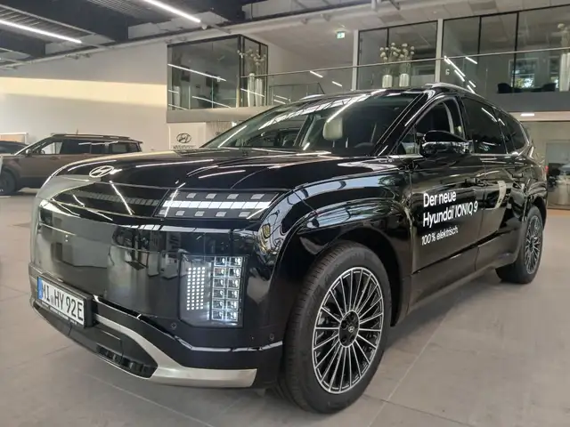 Hyundai IONIQ 9 110 kWh 4WD UNIQ 6-Sitzer +RELAX+PANO+