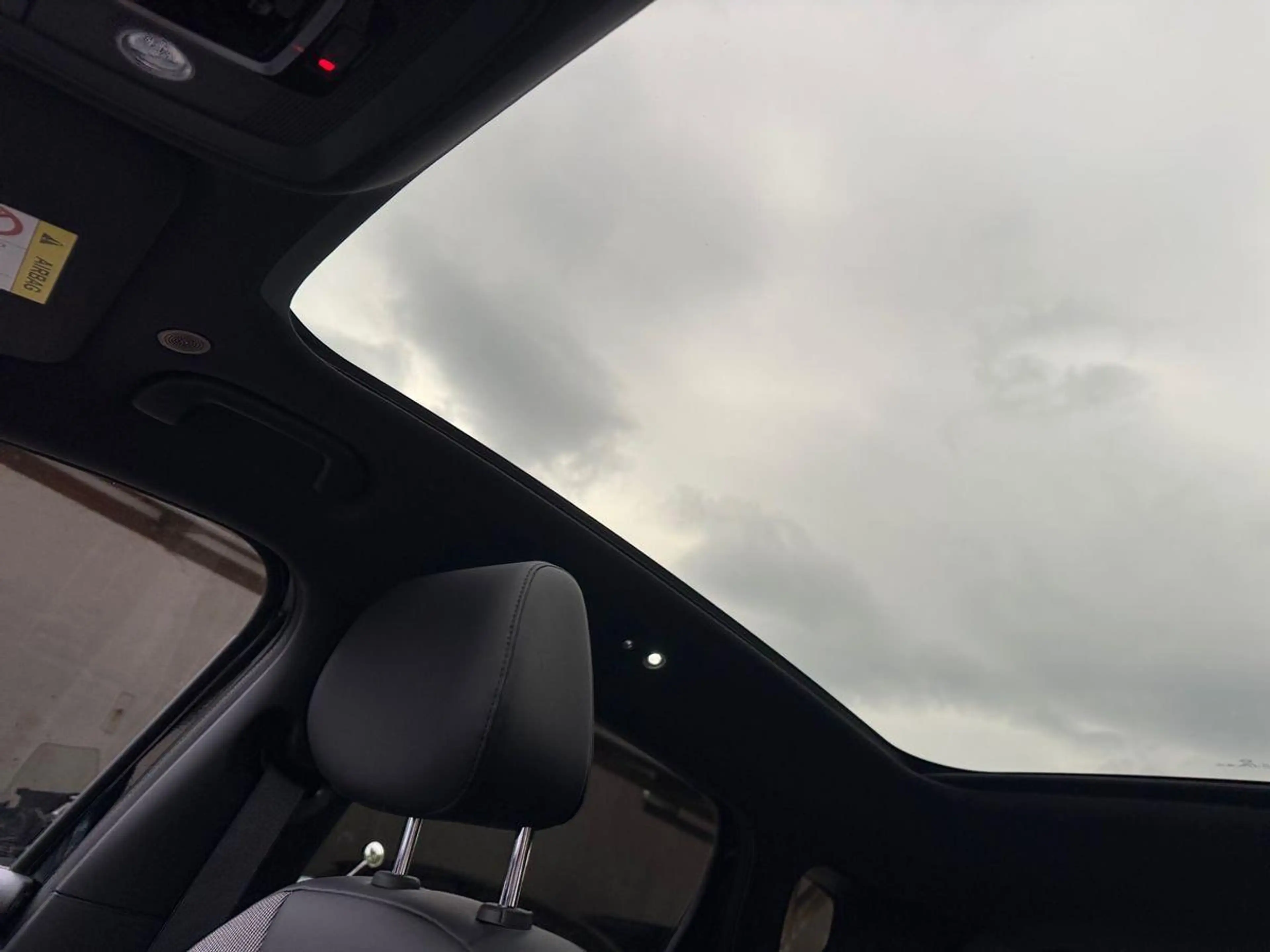 BYD Dolphin G 1.5 DM-i PHEV 156 kW Comfort — photo 18