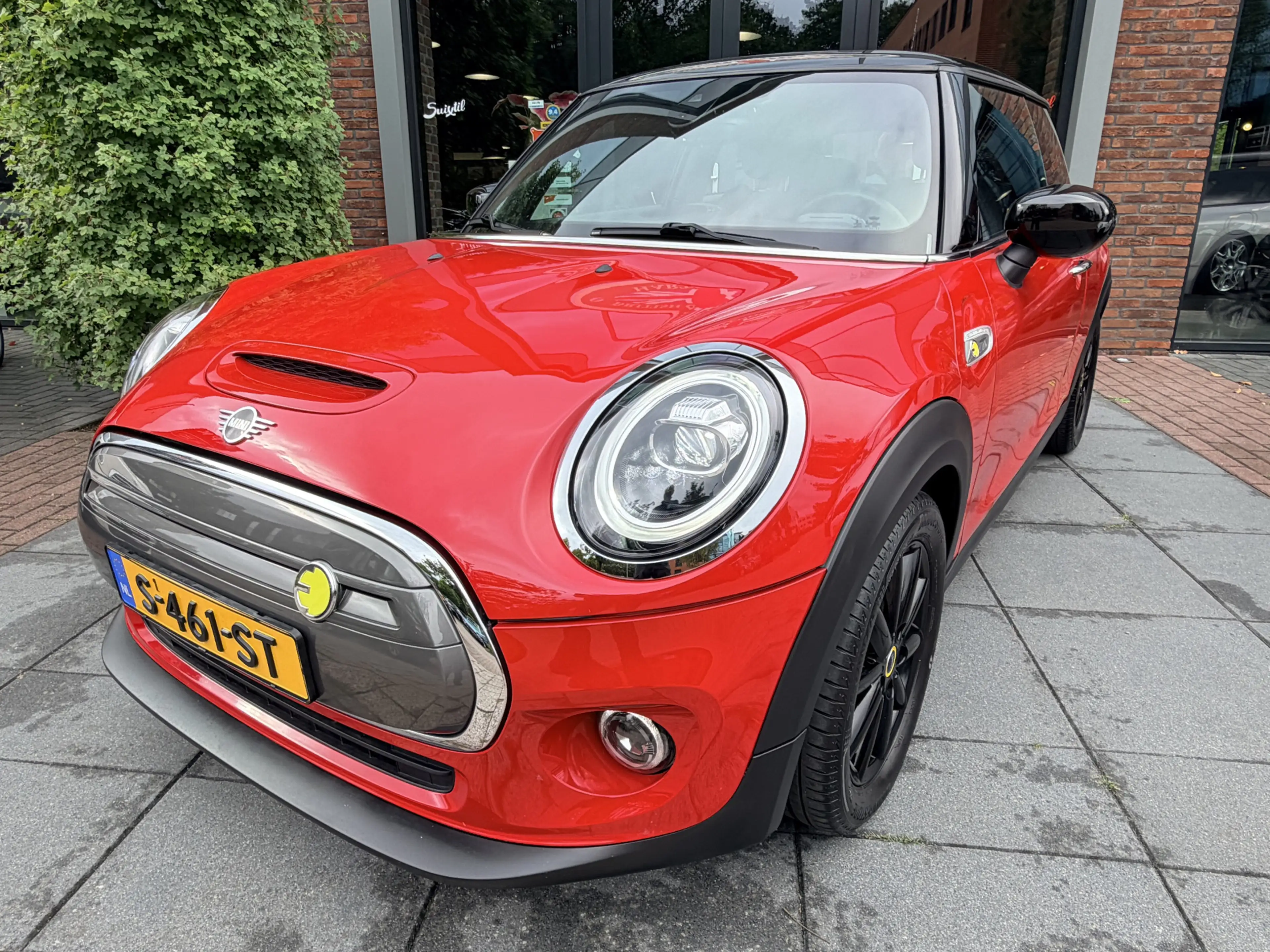 MINI Electric MINI Electric 33 kWh — photo 4