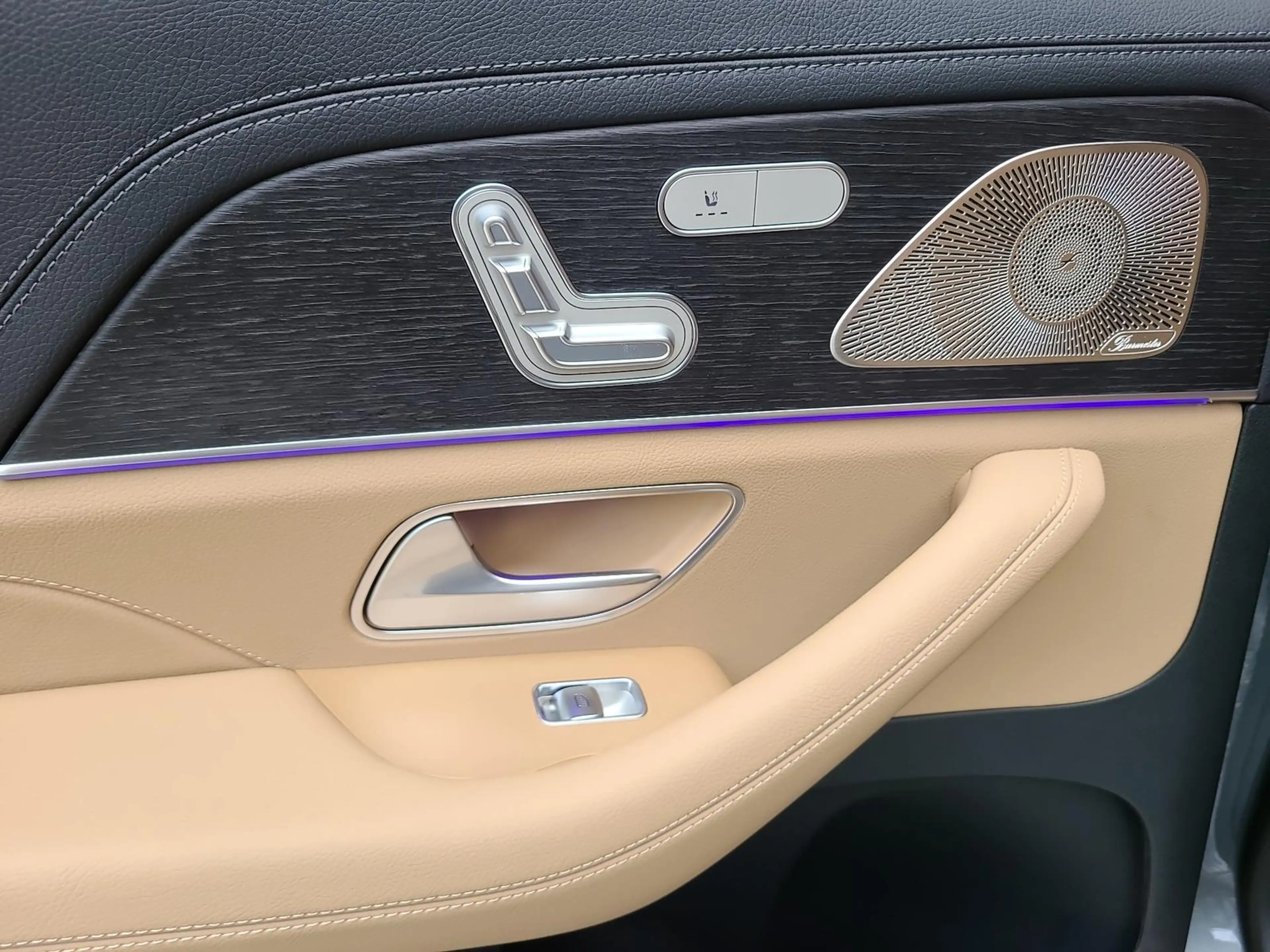 Mercedes-Benz GLS 450 d 4Matic AMG+AHK+PremiumPlus+Distronic — photo 11