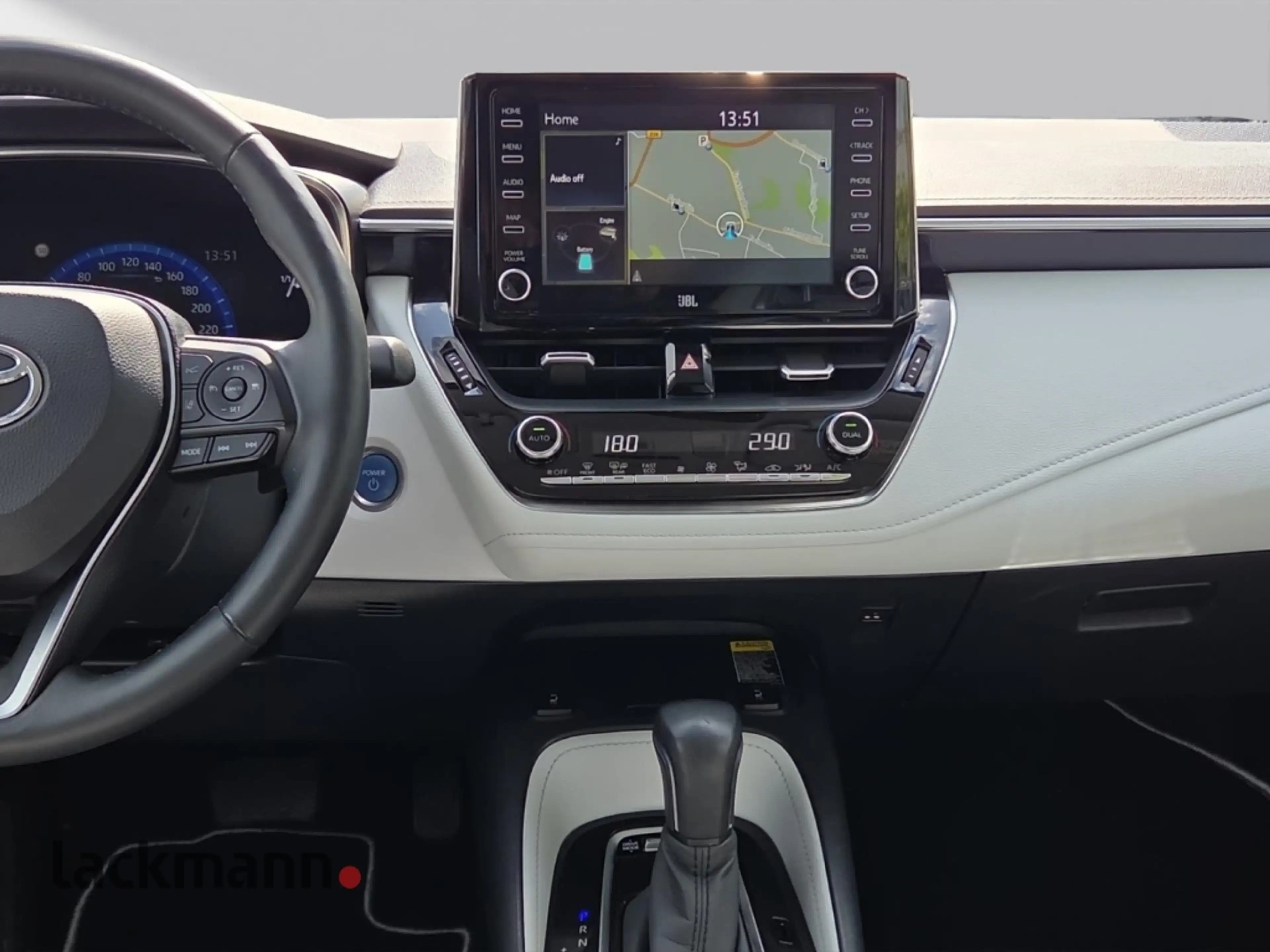 Toyota Corolla TS 2.0 Hybrid Lounge  *Navi*Leder*Technikp.* — photo 12