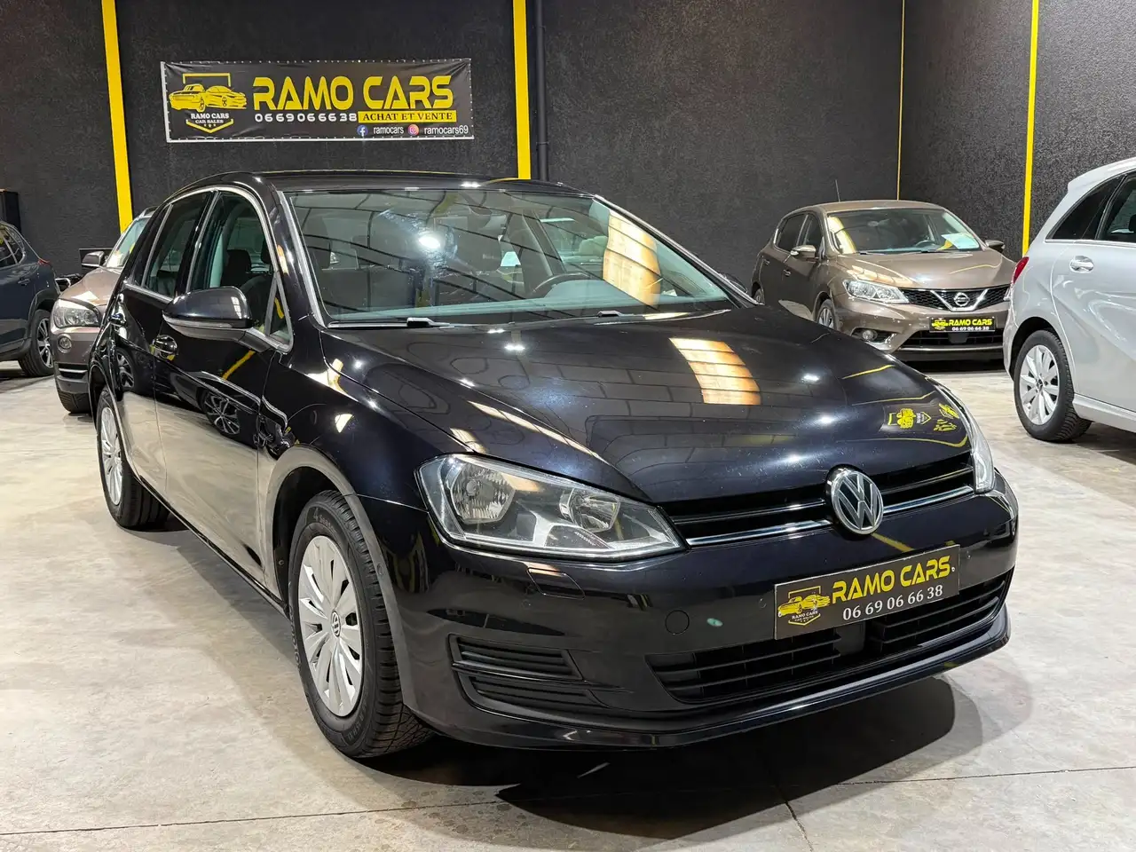 Volkswagen Golf Standard Model