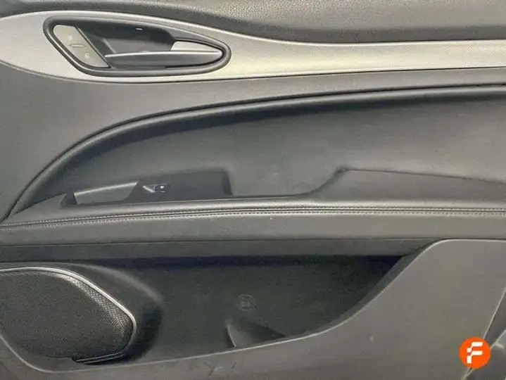 Alfa Romeo Stelvio 2.0 Gasolina Sprint Q4 2022, foto 29