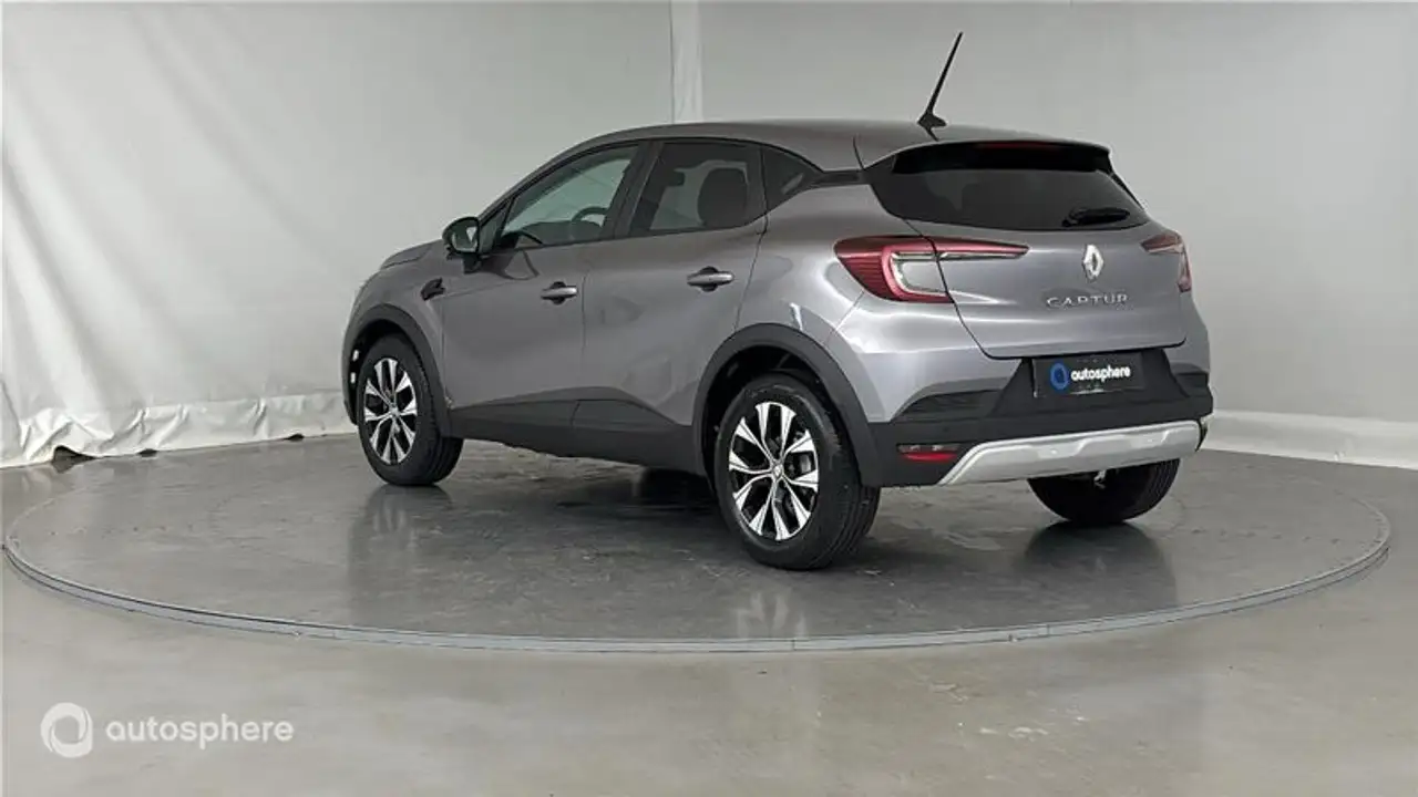 Renault Captur — photo 8