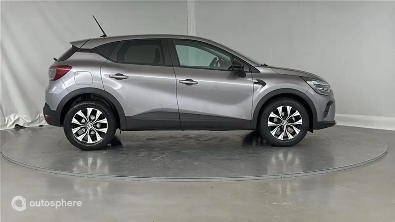Renault Captur — photo 4