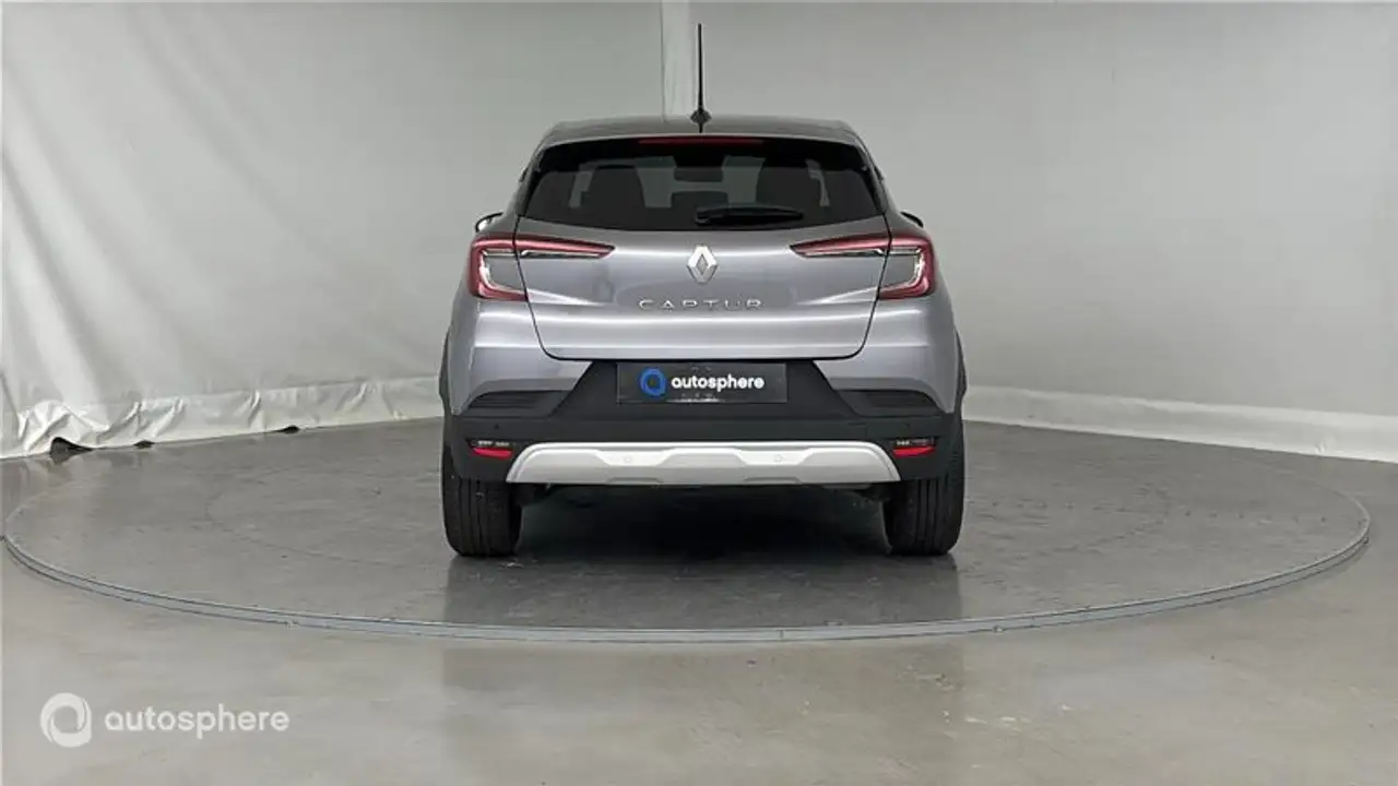 Renault Captur — photo 6