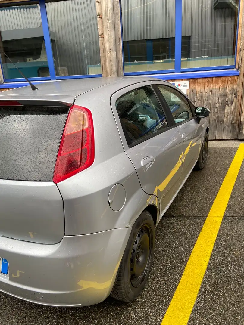 Fiat Punto 1.2 8V Active Clima - 2