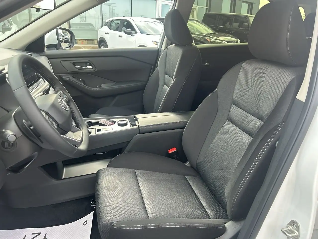 Nissan Rogue fotografie Nissan Rogue