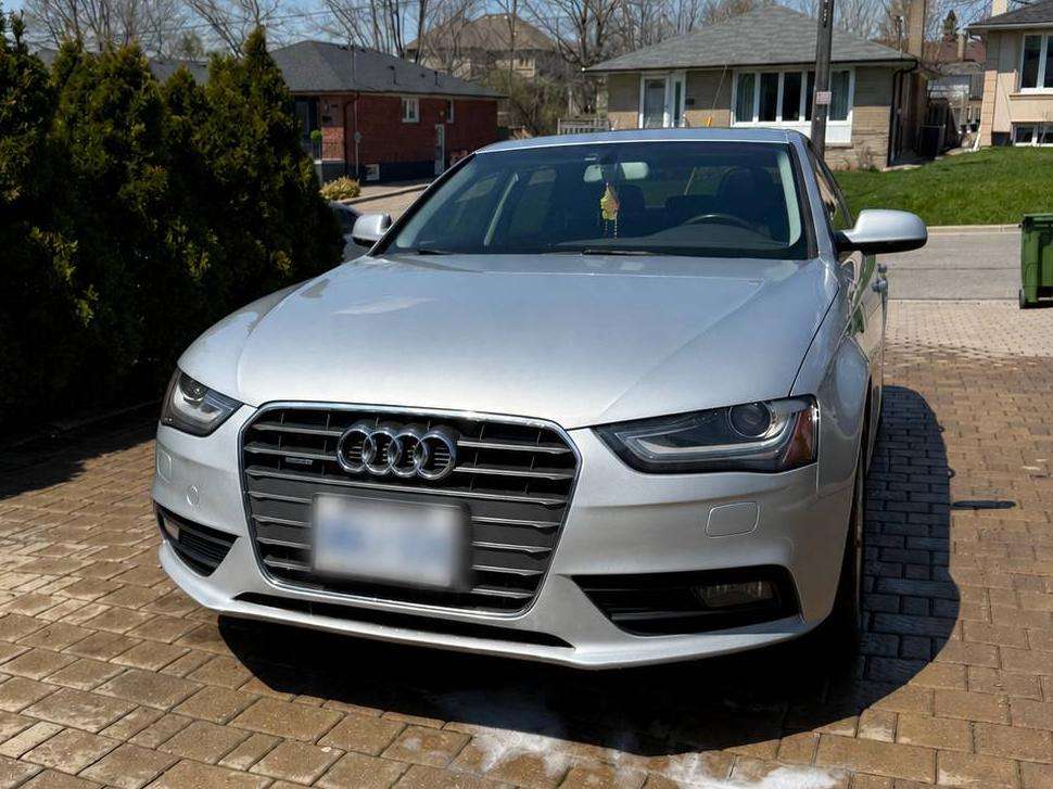 2013 Audi A4 Premium alt 2