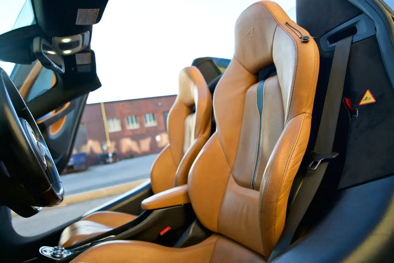 McLaren 570S снимка McLaren 570S